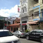 Khách Sạn Lê Hoàng Đạt