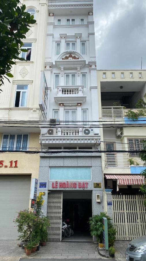 Lê Hoàng đạt Hotel *